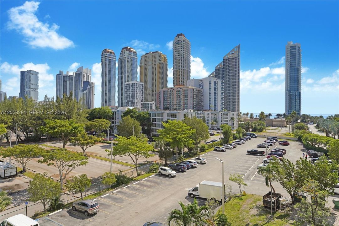 For Sale: $385,000 (2 beds, 2 baths, 1488 Square Feet)
