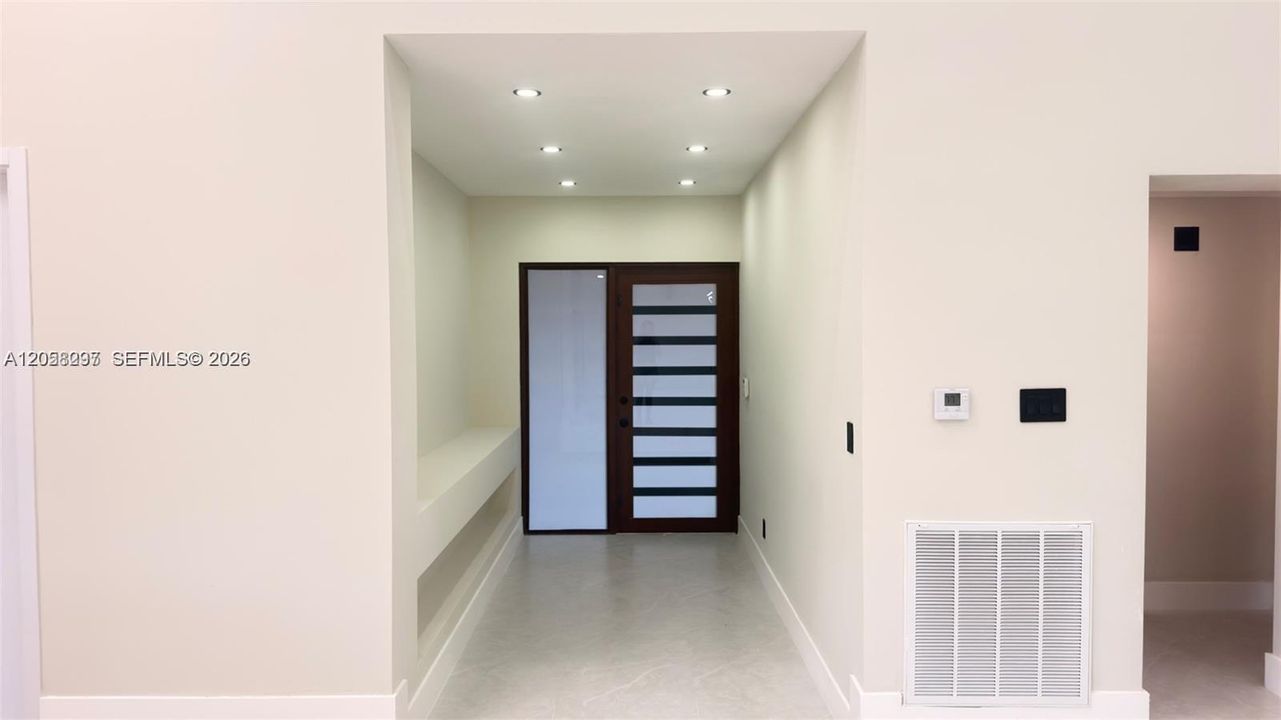 En Venta: $1,890,000 (5 camas, 3 baños, 2836 Pies cuadrados)