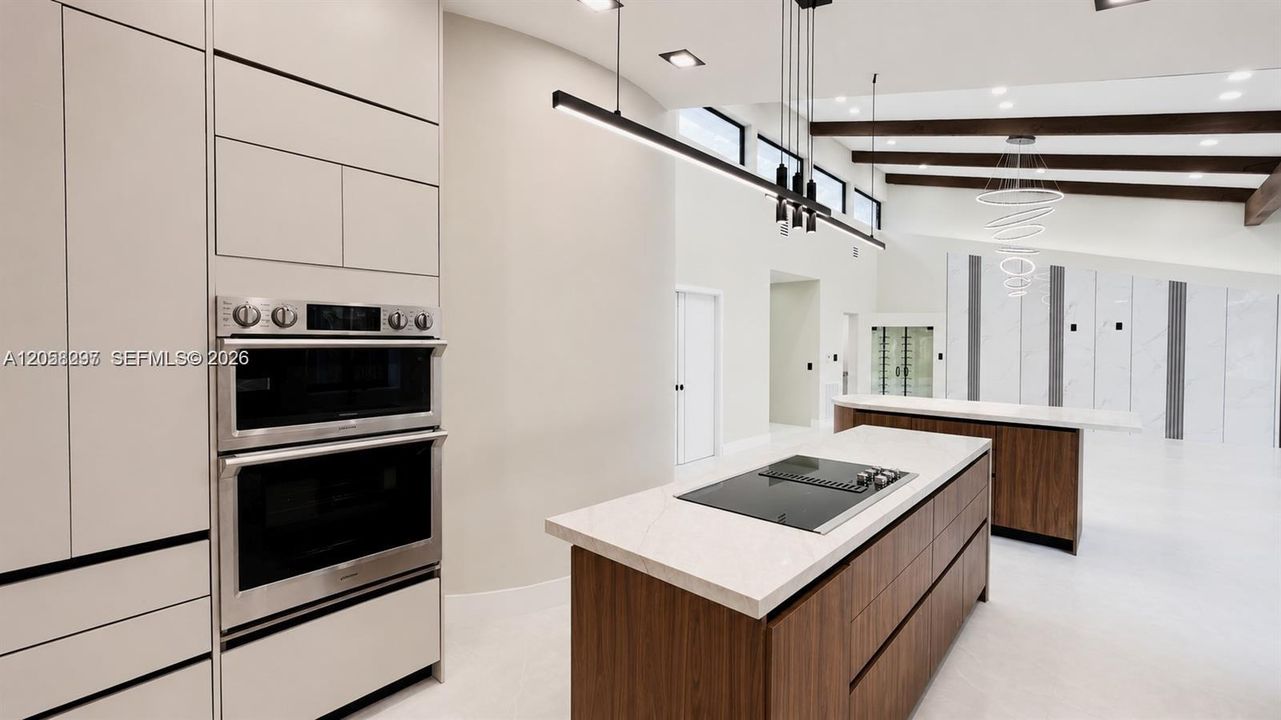 En Venta: $1,890,000 (5 camas, 3 baños, 2836 Pies cuadrados)