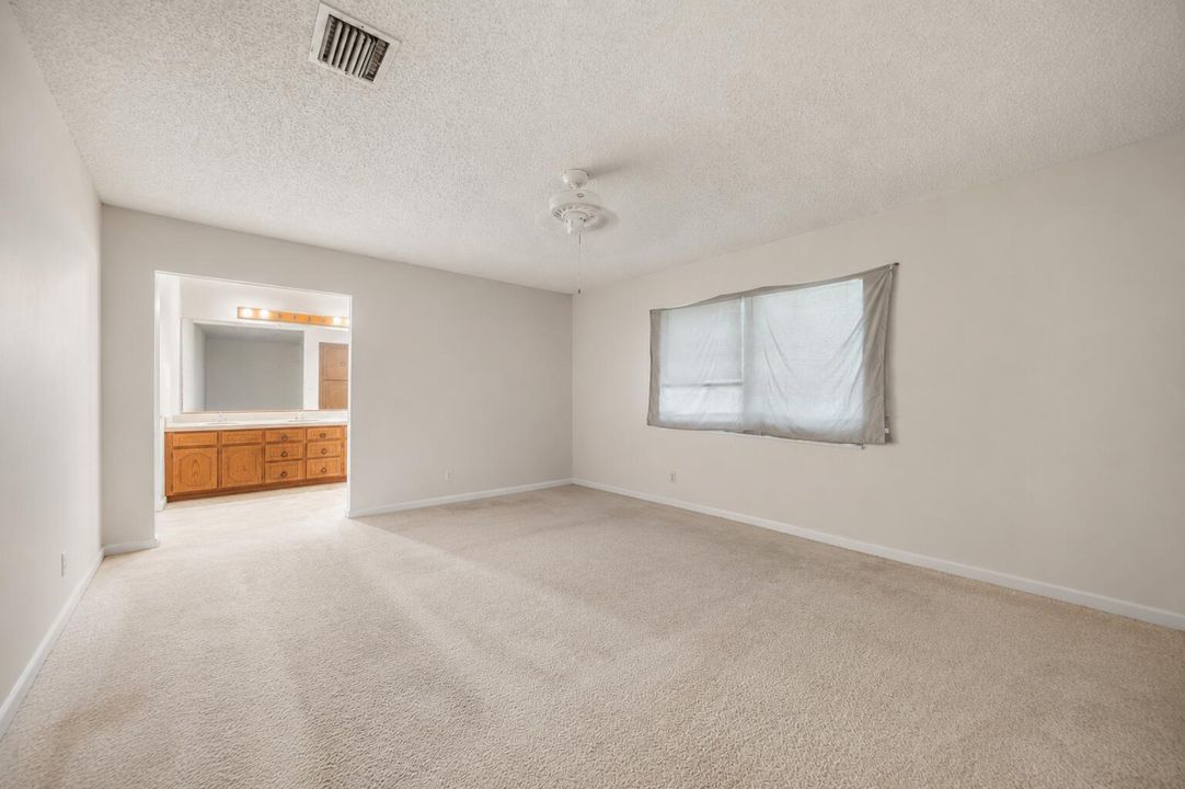 24-print-Primary Suite Empty