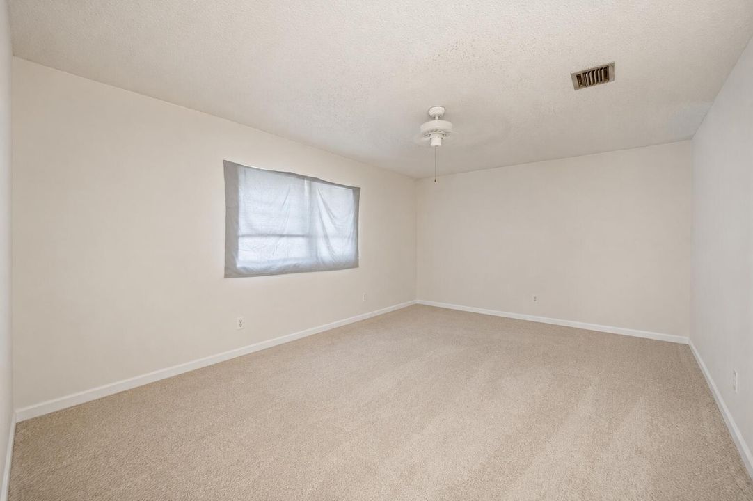 26-print-Primary Suite Empty 2