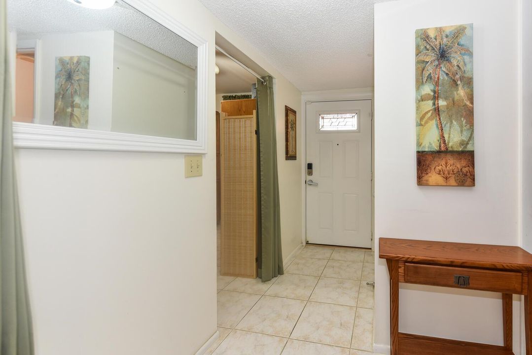 166 Lake Carol Dr West Palm-large-003-00