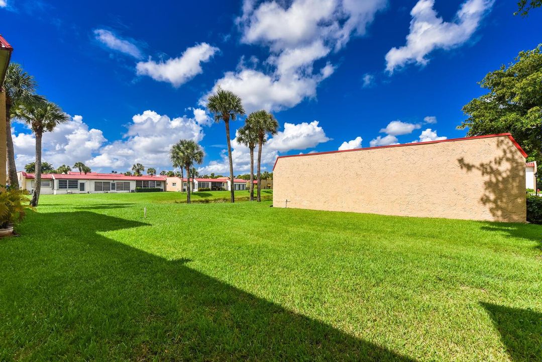 166 Lake Carol Dr West Palm-large-016-02