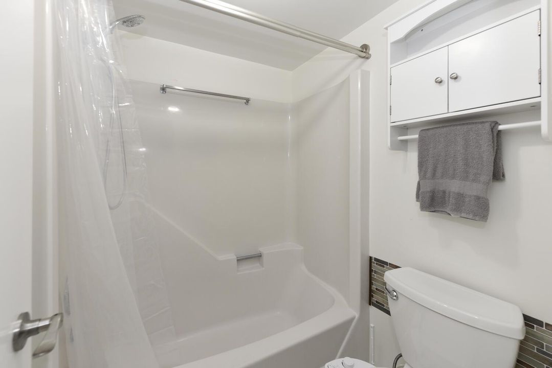 166 Lake Carol Dr West Palm-large-021-01