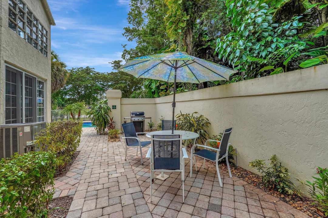 PRIVATE PATIO