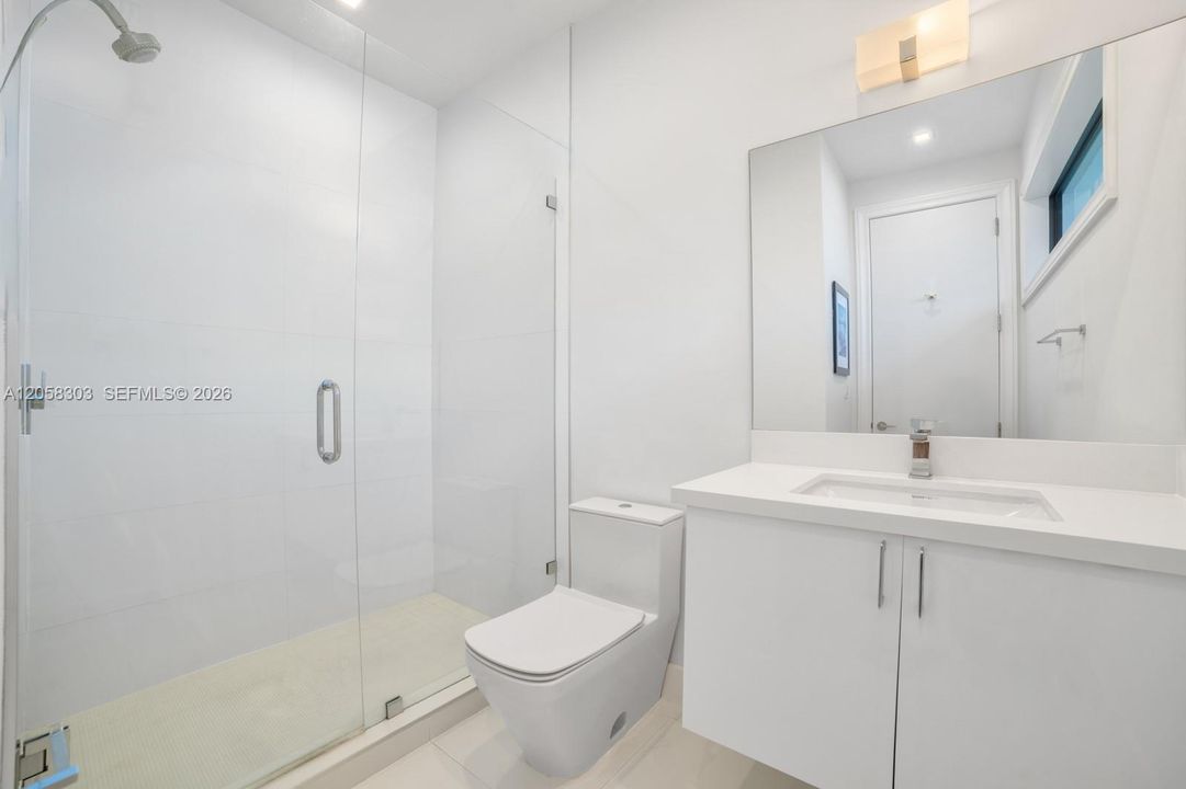 На продажу: $4,995,000 (4 спален, 4 ванн, 3442 Квадратных фут)