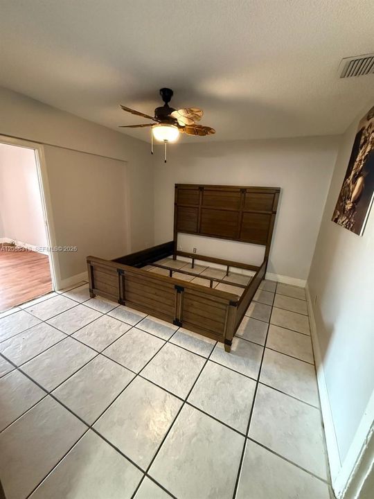 En Venta: $360,000 (3 camas, 1 baños, 1244 Pies cuadrados)
