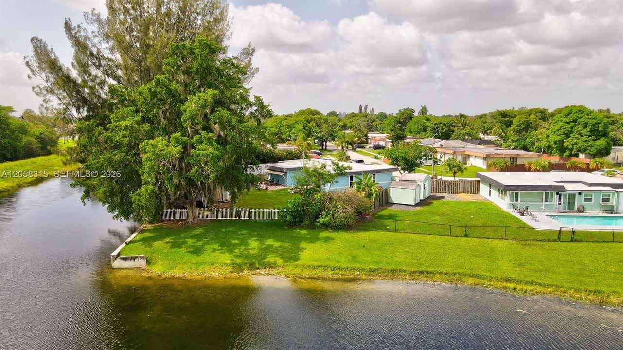 Active With Contract: $510,000 (4 beds, 2 baths, 1495 Square Feet)