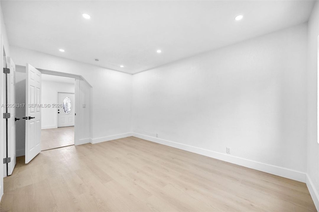 En Venta: $529,000 (3 camas, 2 baños, 1109 Pies cuadrados)