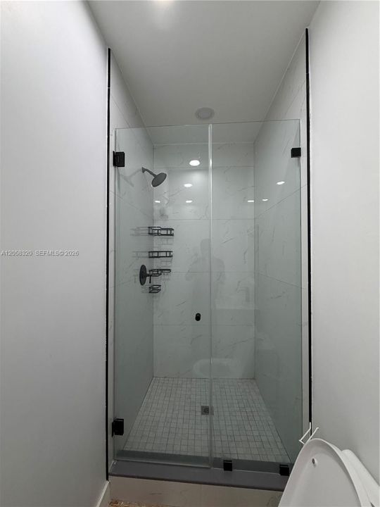 For Rent: $1,500 (1 beds, 1 baths, 400 Square Feet)