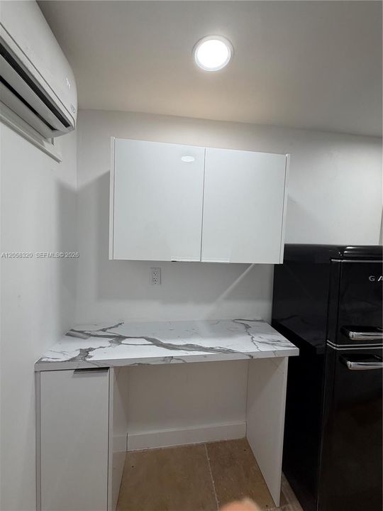 For Rent: $1,500 (1 beds, 1 baths, 400 Square Feet)