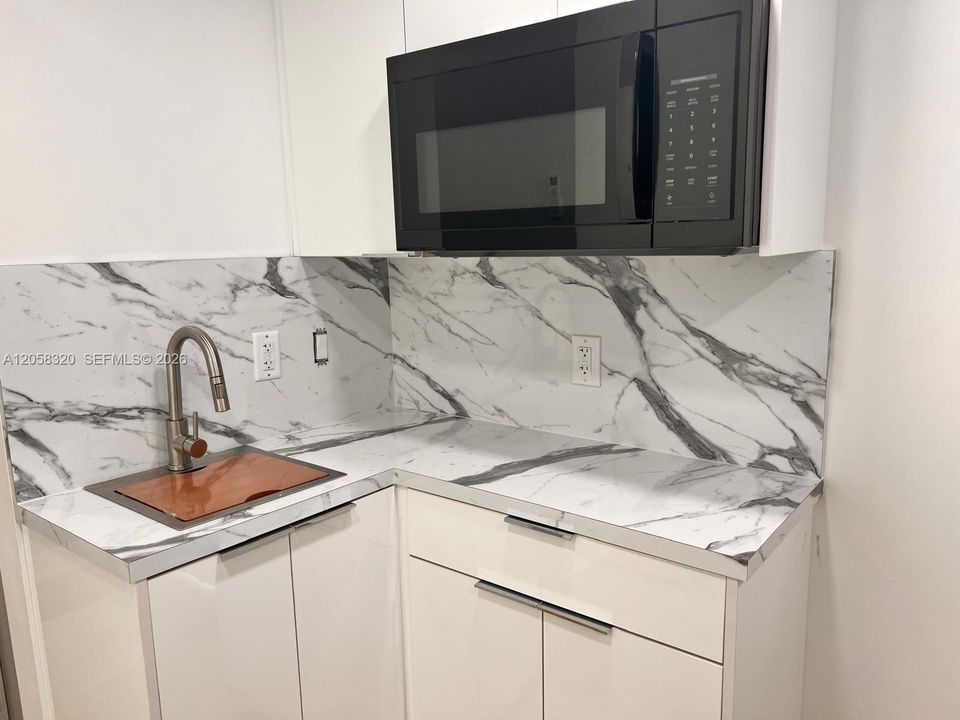 В аренду: $1,500 (1 спален, 1 ванн, 400 Квадратных фут)