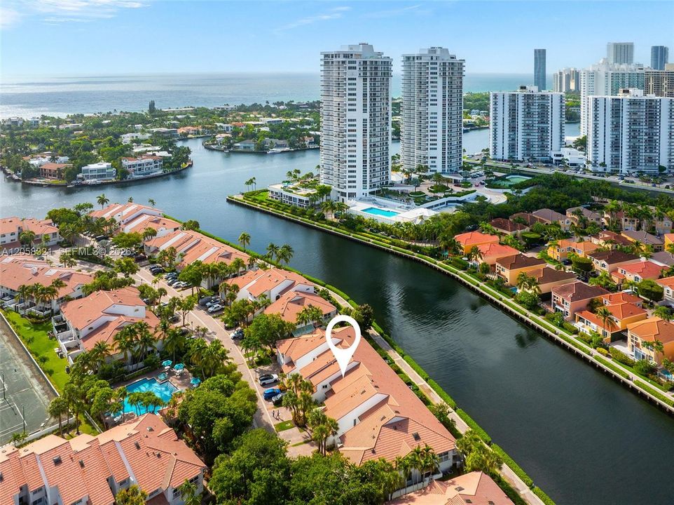 На продажу: $1,195,000 (3 спален, 3 ванн, 2179 Квадратных фут)