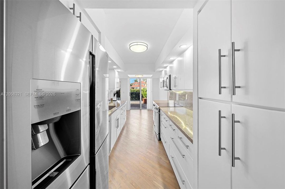 На продажу: $1,195,000 (3 спален, 3 ванн, 2179 Квадратных фут)