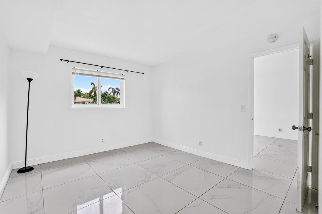 PRIMARY BEDROOM-2