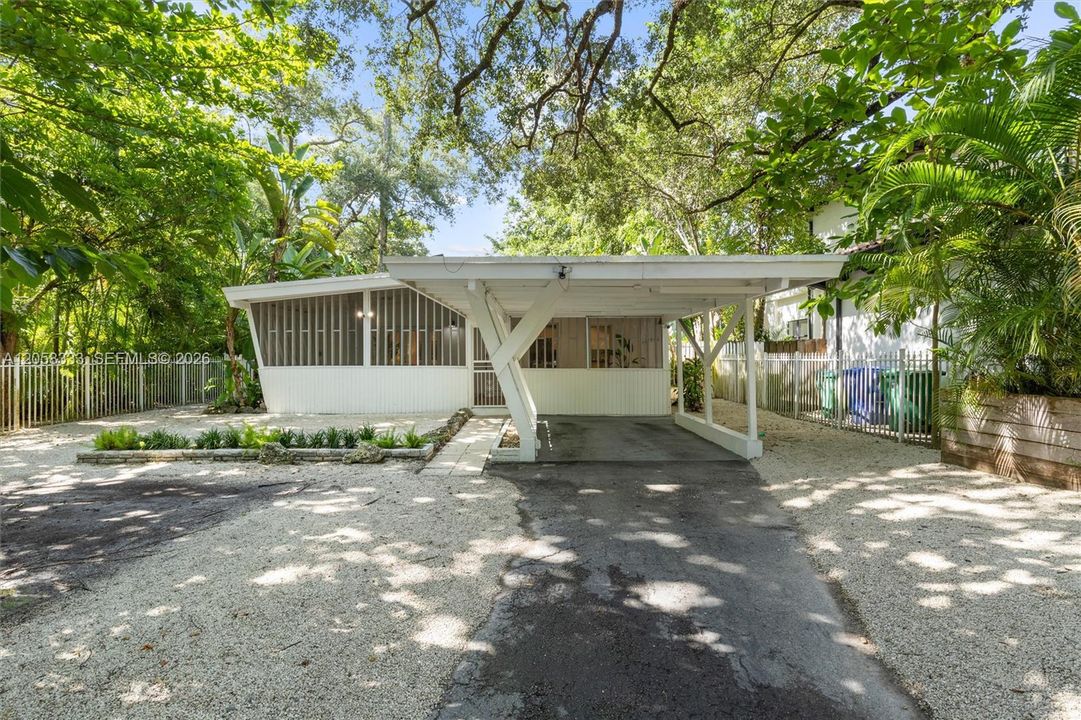 En Venta: $2,490,000 (4 camas, 2 baños, 1464 Pies cuadrados)