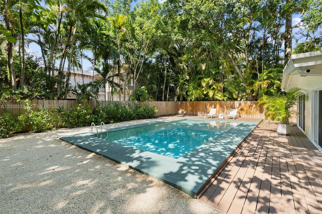 En Venta: $2,490,000 (4 camas, 2 baños, 1464 Pies cuadrados)