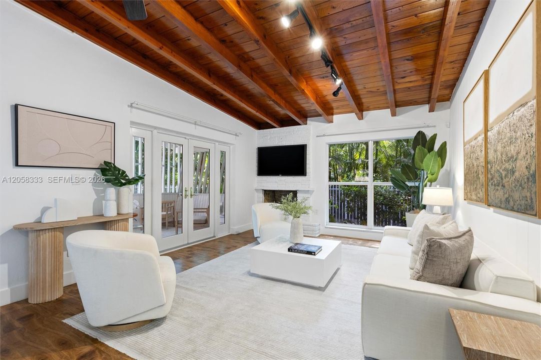 En Venta: $2,490,000 (4 camas, 2 baños, 1464 Pies cuadrados)