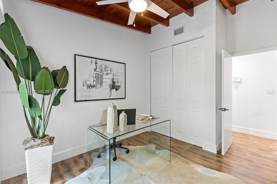 En Venta: $2,490,000 (4 camas, 2 baños, 1464 Pies cuadrados)