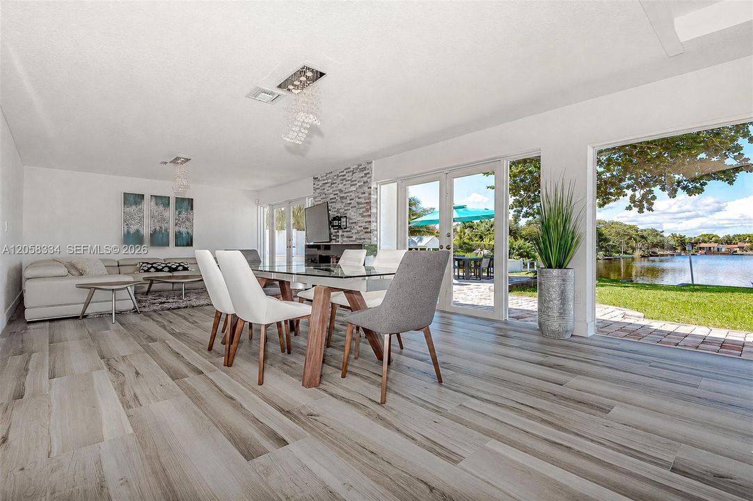 For Sale: $1,890,000 (3 beds, 2 baths, 1800 Square Feet)