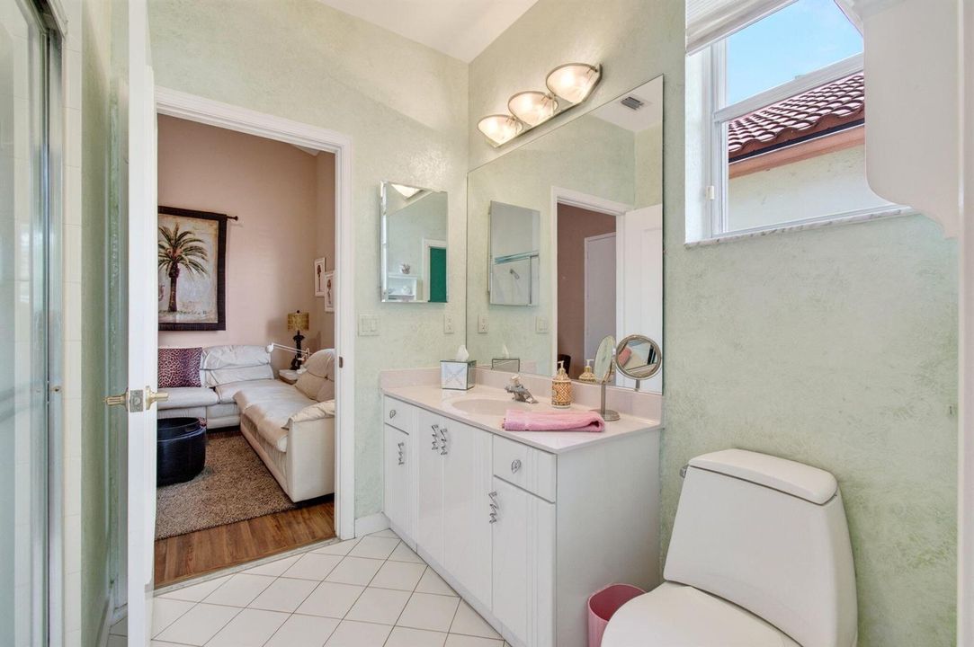 Jack ‘N Jill Bath