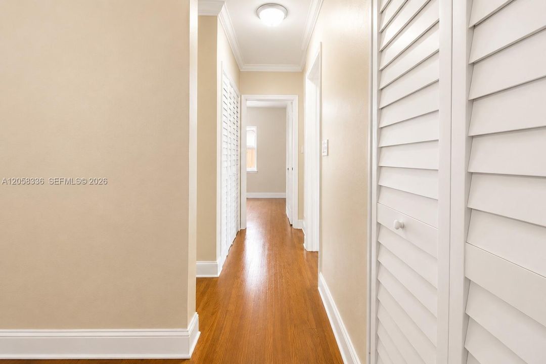 En Venta: $749,999 (3 camas, 3 baños, 1696 Pies cuadrados)