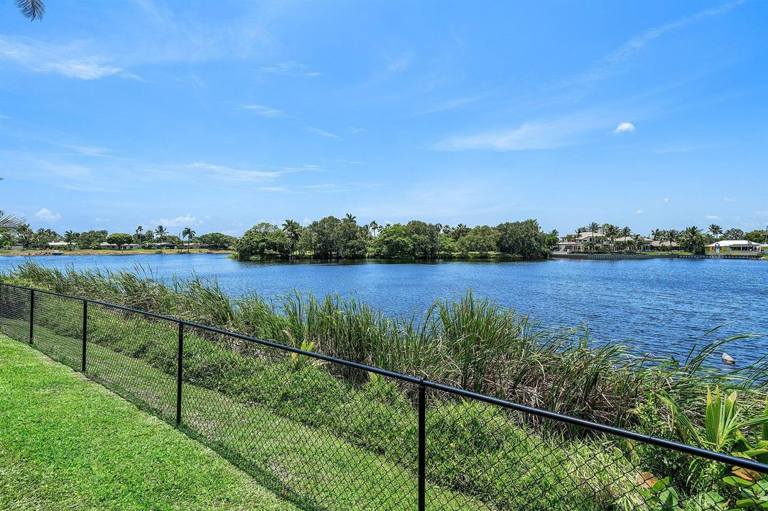 040-1128Southwest7thStreet-BocaRaton-FL-