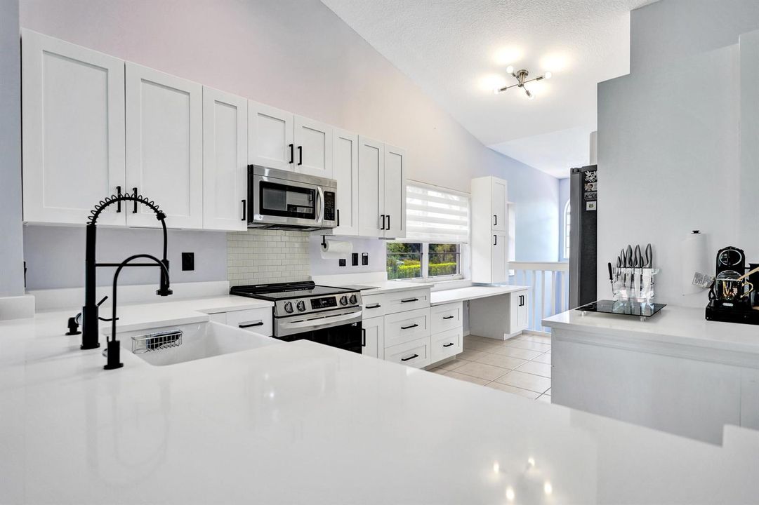 7669 Springwater - 31