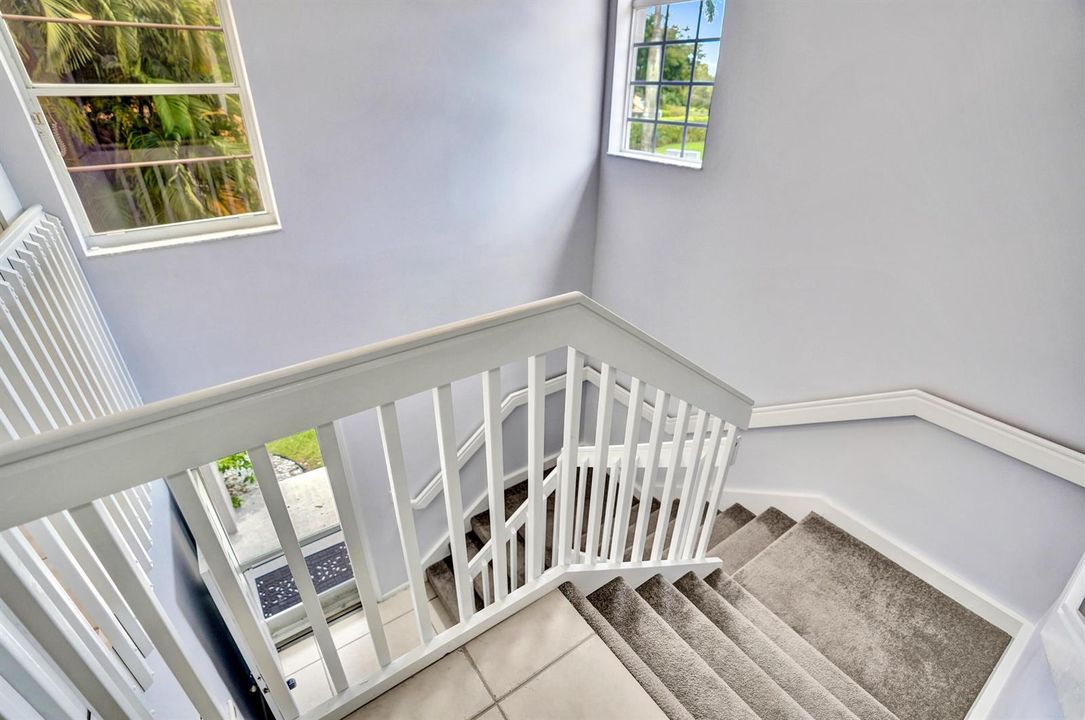 7669 Springwater - 10