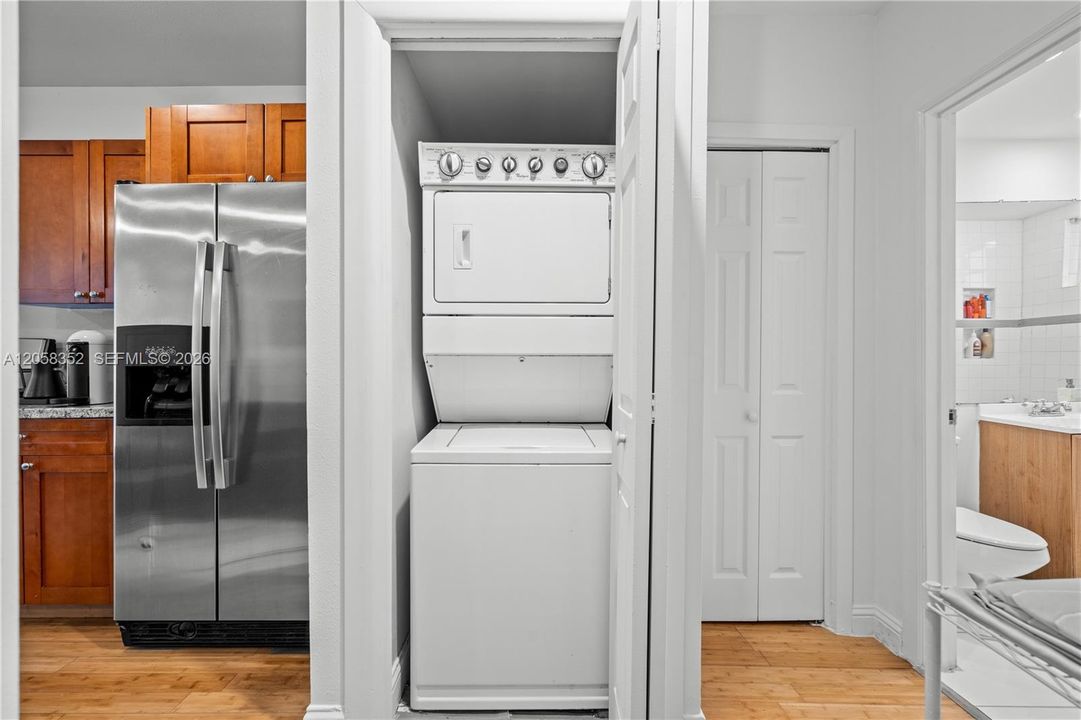 В аренду: $1,975 (1 спален, 1 ванн, 660 Квадратных фут)