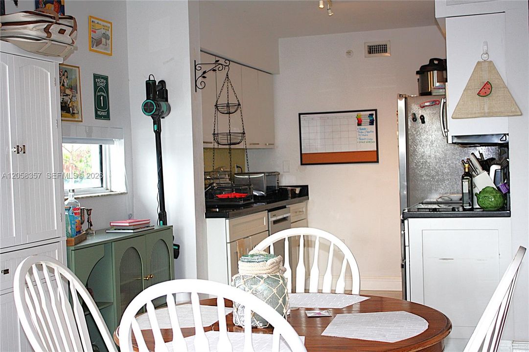 En Renta: $4,900 (1 camas, 1 baños, 1044 Pies cuadrados)