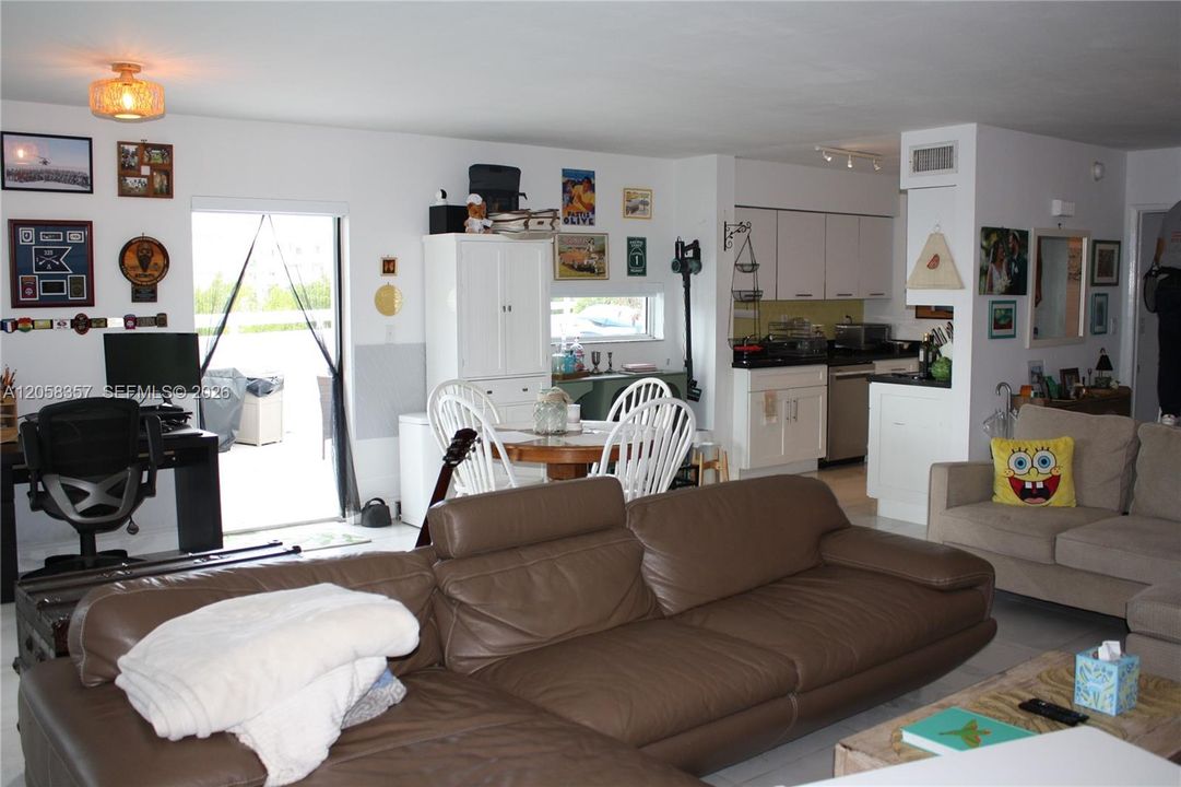 En Renta: $4,900 (1 camas, 1 baños, 1044 Pies cuadrados)
