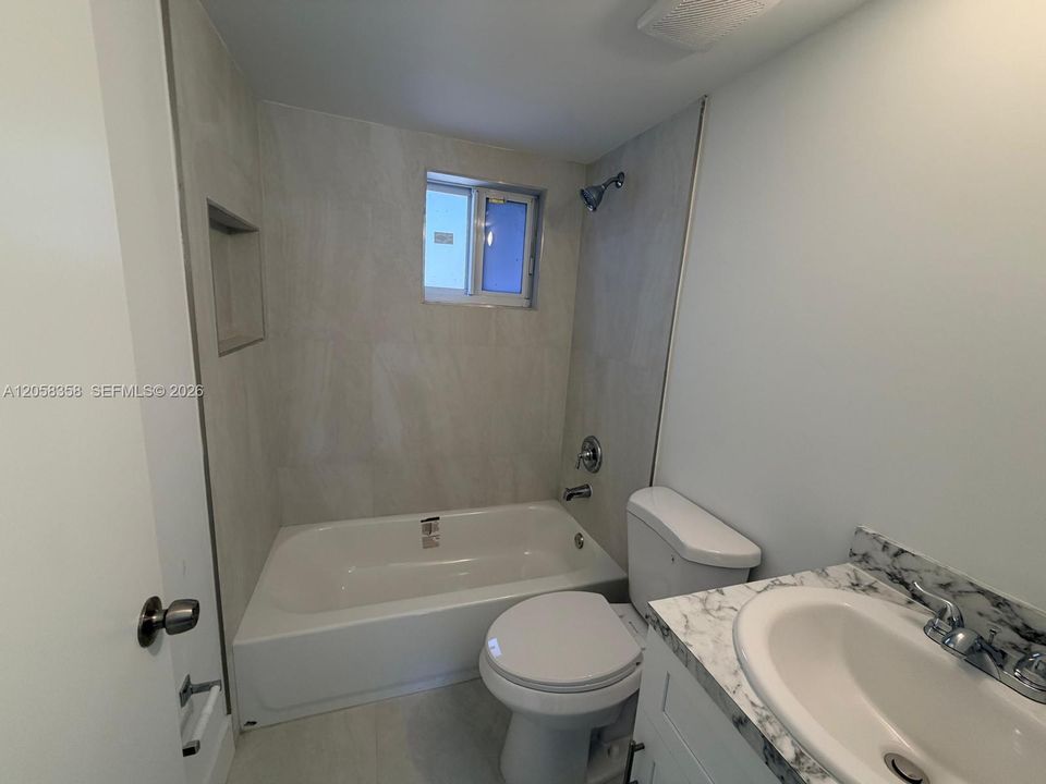 For Rent: $2,500 (2 beds, 1 baths, 6379 Square Feet)