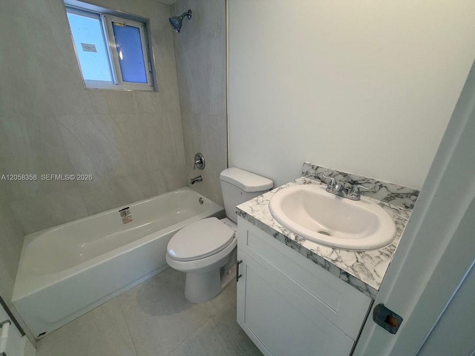 For Rent: $2,500 (2 beds, 1 baths, 6379 Square Feet)
