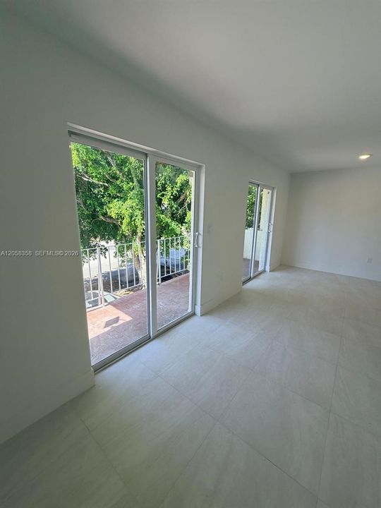 For Rent: $2,500 (2 beds, 1 baths, 6379 Square Feet)