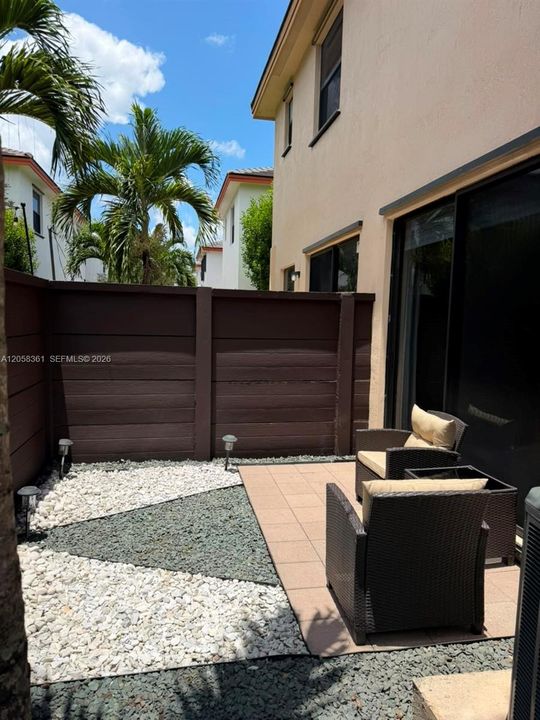 En Venta: $585,000 (3 camas, 2 baños, 1838 Pies cuadrados)