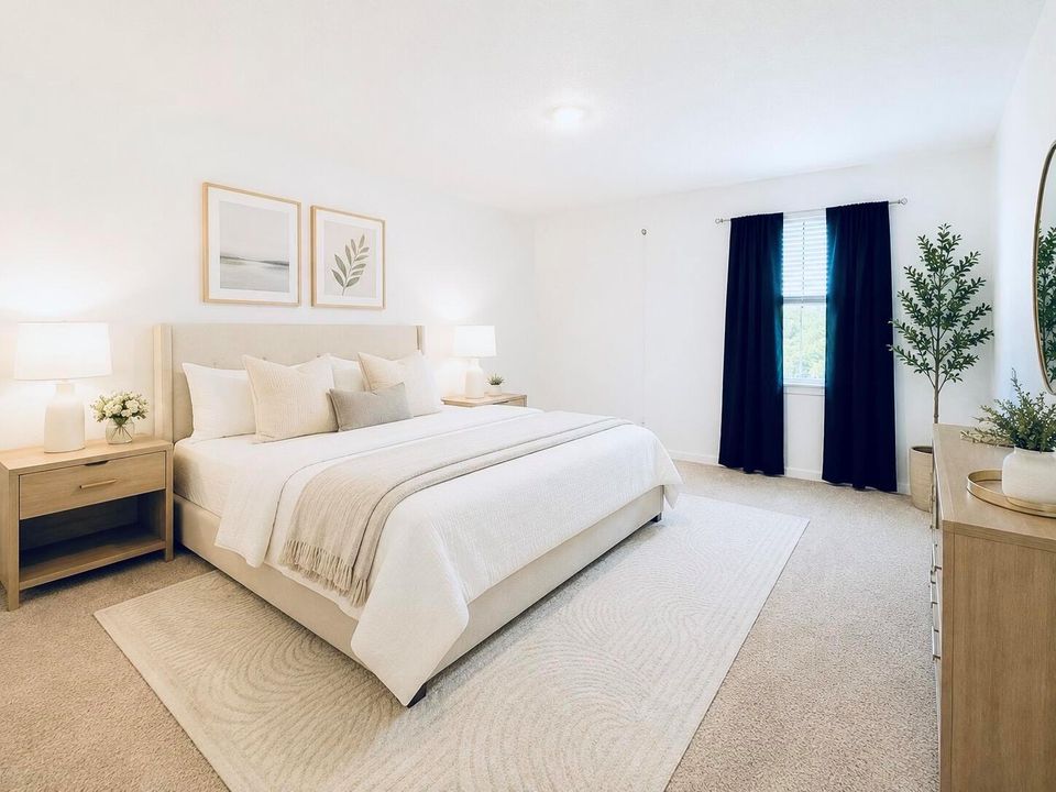 MAIN SUITE STAGED