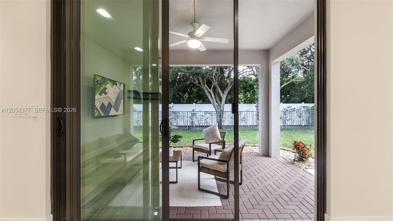 For Sale: $799,990 (6 beds, 4 baths, 2879 Square Feet)