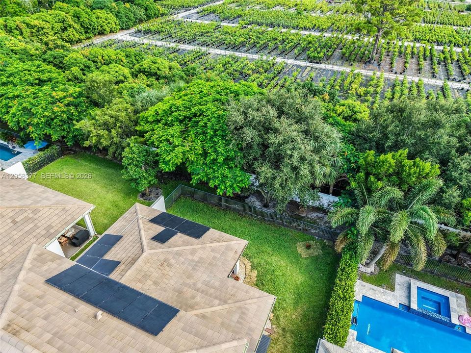 For Sale: $799,990 (6 beds, 4 baths, 2879 Square Feet)
