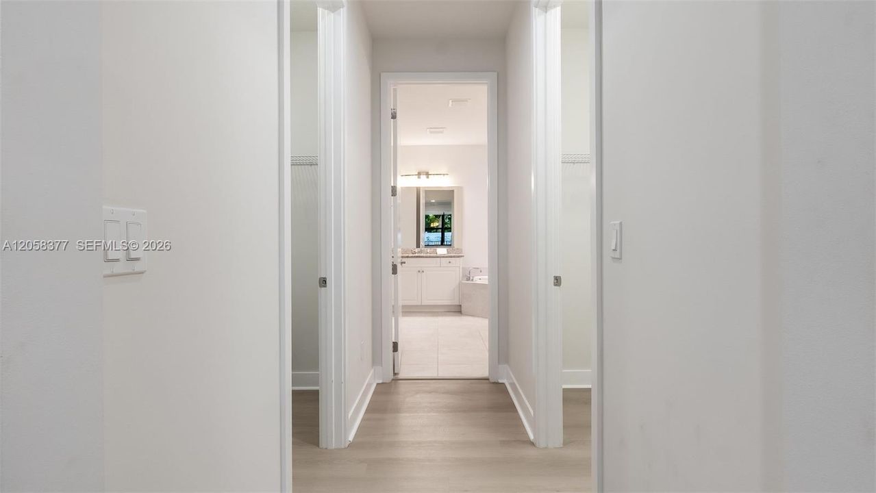 For Sale: $799,990 (6 beds, 4 baths, 2879 Square Feet)