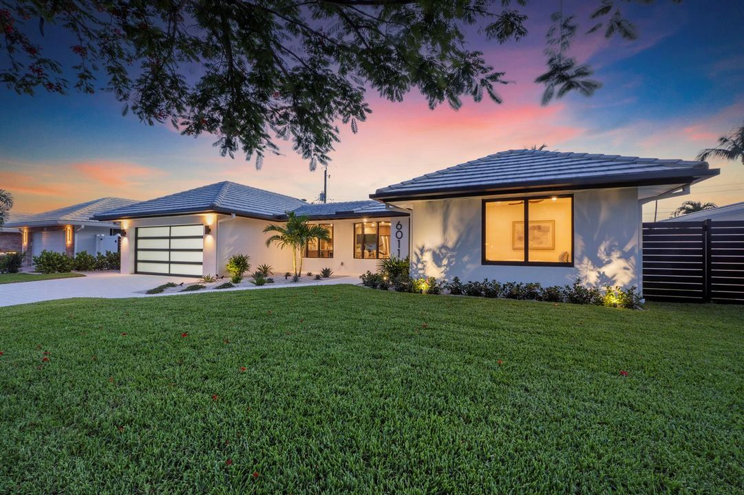 6011 NE 19th Ave Twilight_001