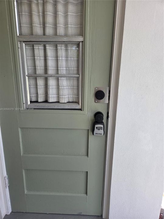 En Renta: $2,150 (3 camas, 1 baños, 1140 Pies cuadrados)