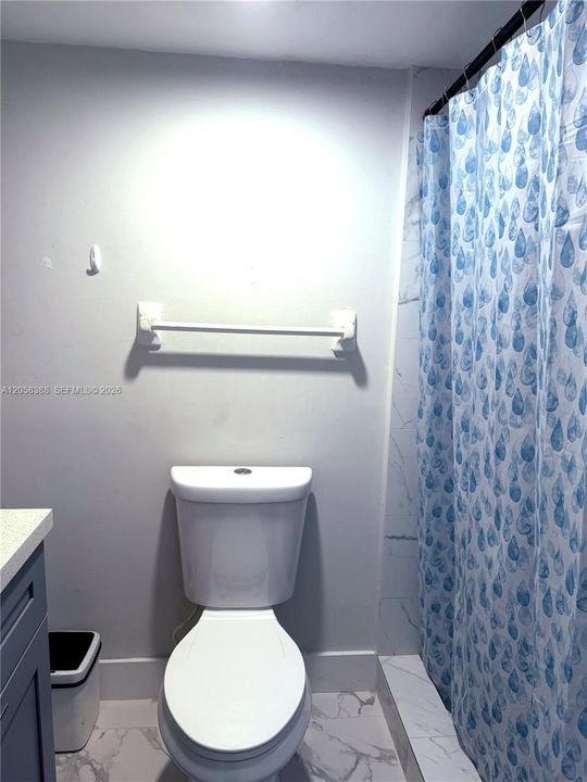 For Sale: $249,000 (2 beds, 2 baths, 1023 Square Feet)