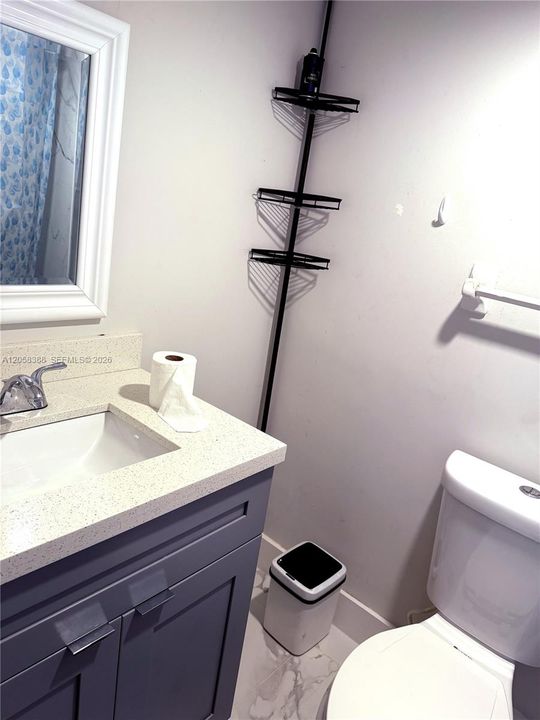 For Sale: $249,000 (2 beds, 2 baths, 1023 Square Feet)