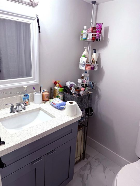 For Sale: $249,000 (2 beds, 2 baths, 1023 Square Feet)