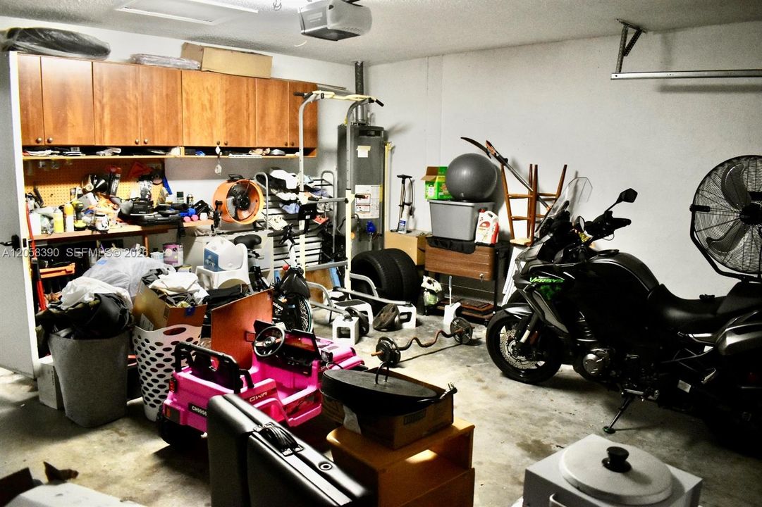En Renta: $5,500 (4 camas, 2 baños, 2284 Pies cuadrados)