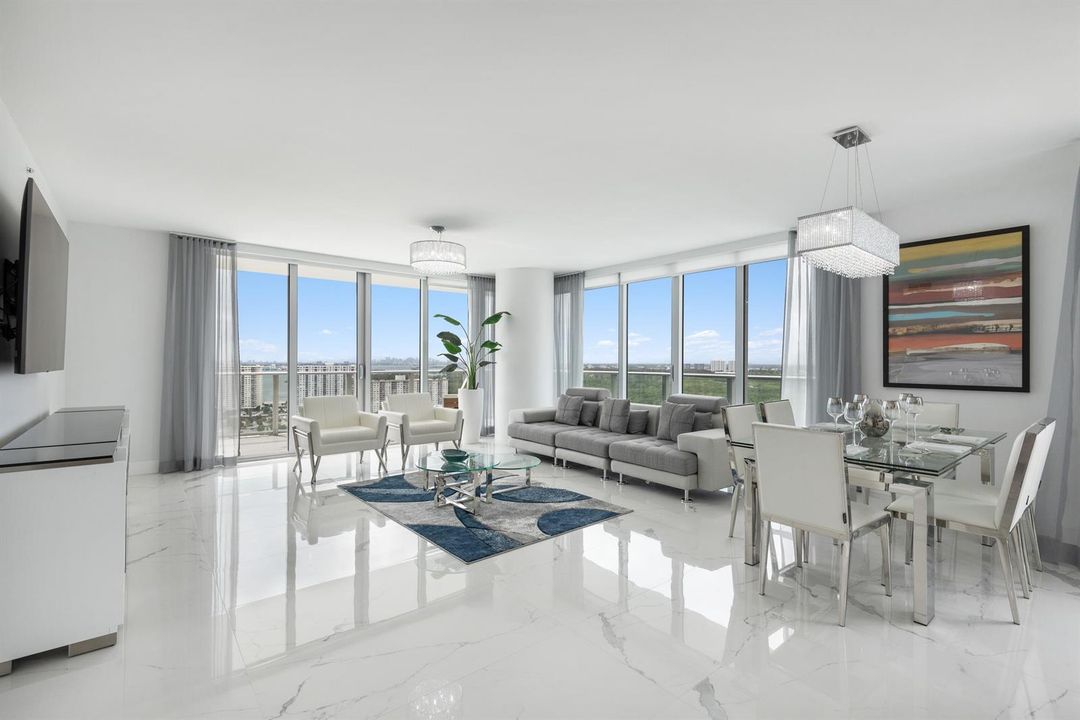 08_300SunnyIslesBlvd_Unit42408_93_Living