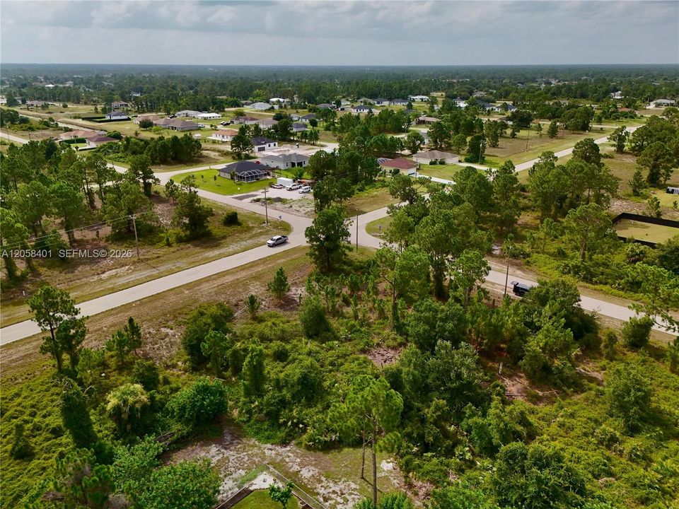 На продажу: $35,000 (0.33 acres)