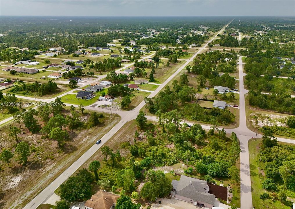 На продажу: $35,000 (0.33 acres)