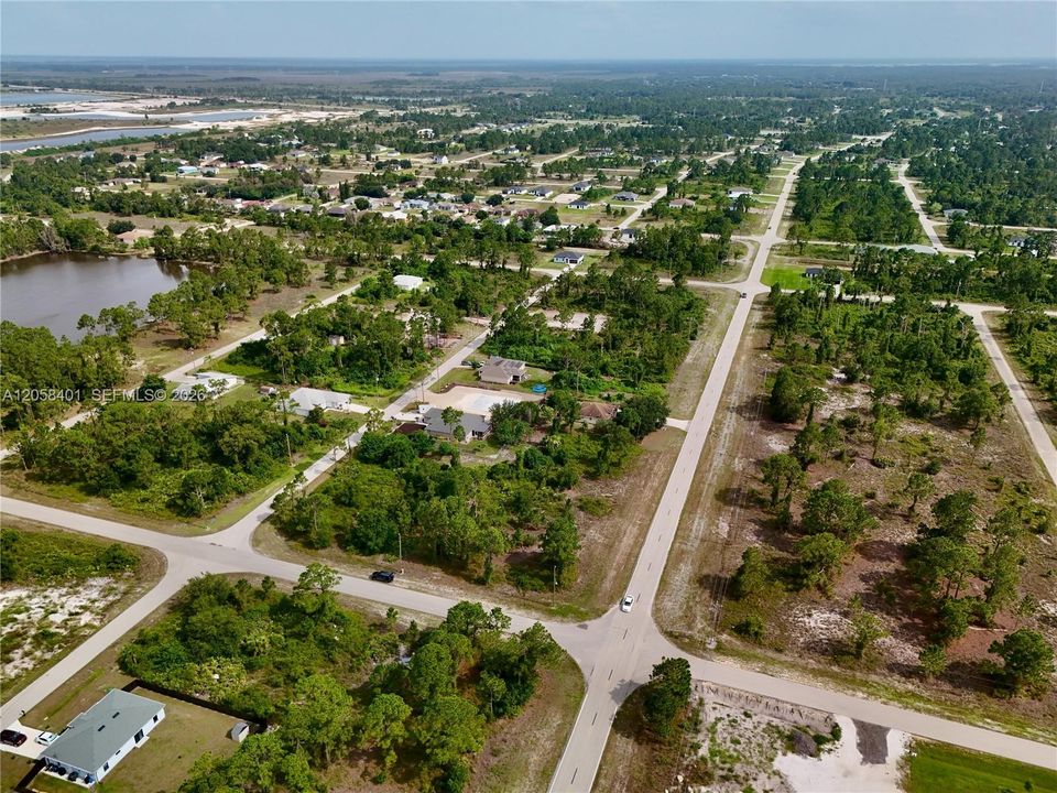 На продажу: $35,000 (0.33 acres)